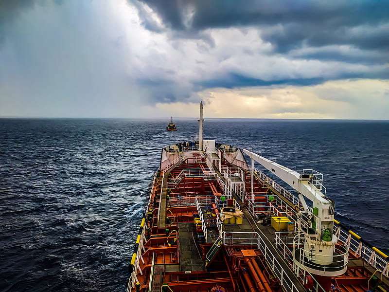 Vessel underway